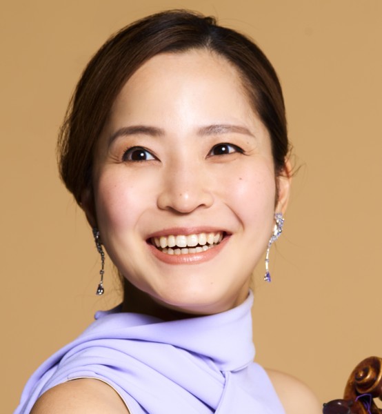 神尾真由子(ヴァイオリン) 写真:©Makoto Kamiya